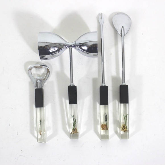 Mid Century Swank Lucite Bar Tool Set with Pearls Seaweed and Shells Steel - Picture 5 of 8